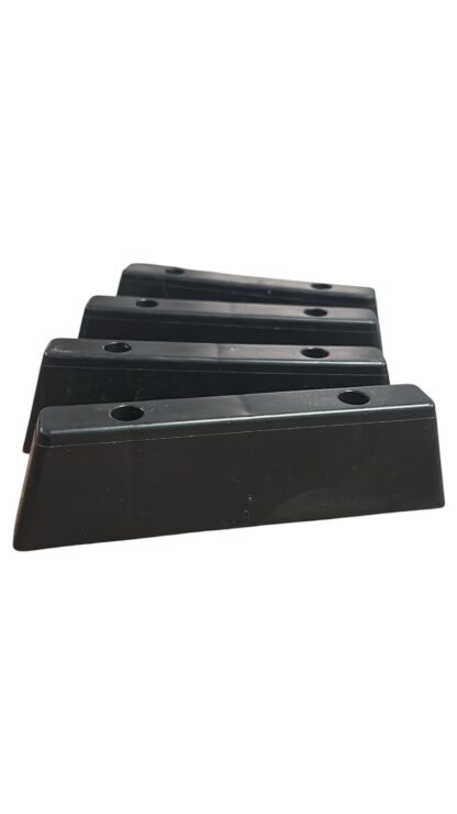 Kits com 4 Pés  Plásticos Preto