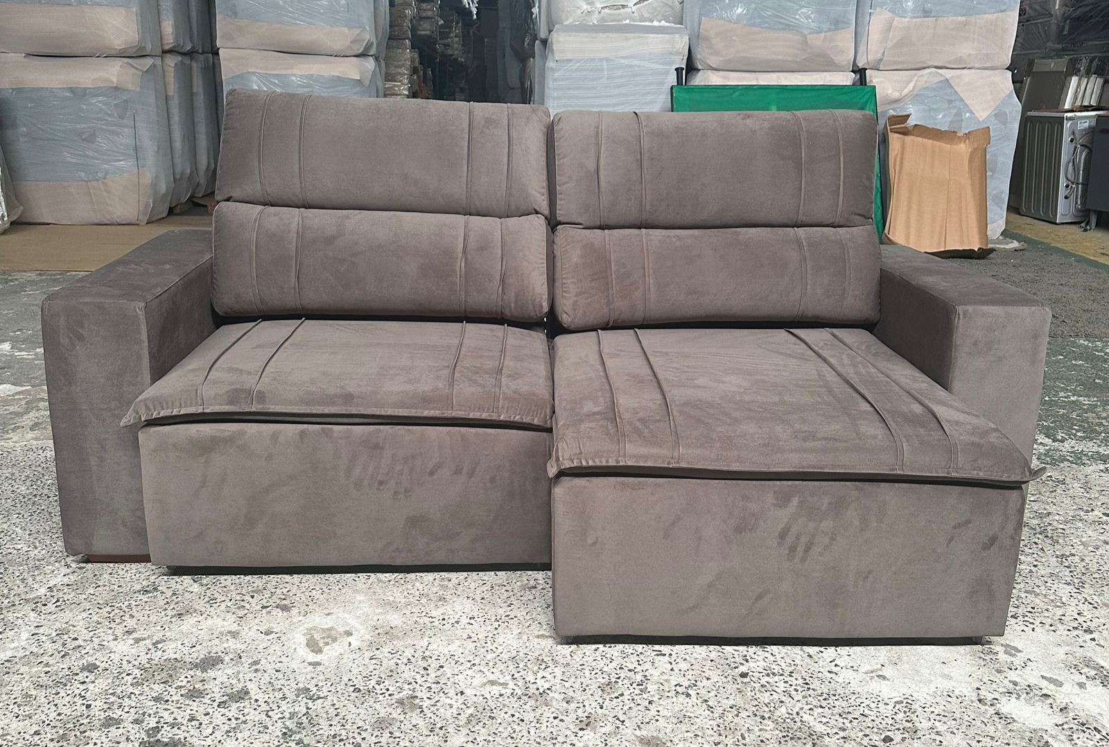 Sofá Toquio 2.10 Retrátil e Reclinável Bi-Partido Cor Marrom - Imagem 2