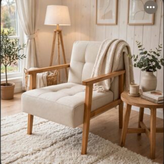 Poltrona Eloa Decorativa Cor Tecido Linho Cor Bege Braço: Madeira Maciça Movelart